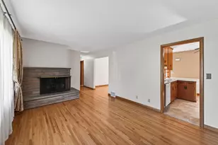 8231 Emerson Ave S, Bloomington, MN 55420 - Photo 9