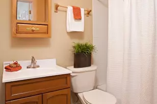 402 Hope St, Saint Paul, MN 55106 - Photo 39