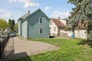 402 Hope St, Saint Paul, MN 55106 - Photo 85