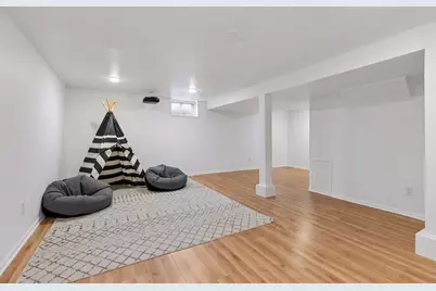8721 Columbus Avenue S, Bloomington, MN 55420 - Photo 11