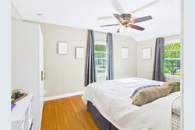 674 Montana Avenue E, Saint Paul, MN 55106 - Photo 13