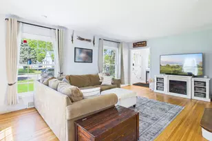 674 Montana Ave E, Saint Paul, MN 55106 - Photo 7