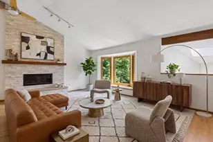 5931 Creek Point, Minnetonka, MN 55345 - Photo 7