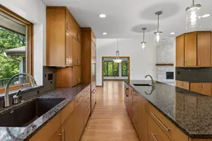 5931 Creek Point, Minnetonka, MN 55345 - Photo 25