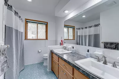 1525 Saint Croix Circle, Golden Valley, MN 55422 - Photo 45