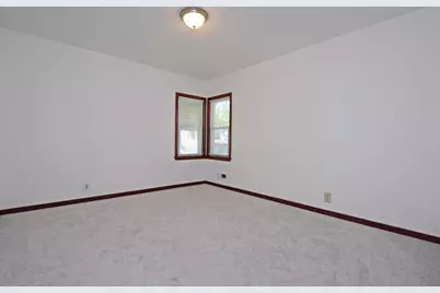 2122 30th Avenue N, Minneapolis, MN 55411 - Photo 13