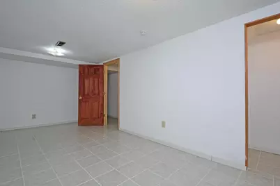 2122 30th Avenue N, Minneapolis, MN 55411 - Photo 19