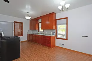 2122 30th Ave N, Minneapolis, MN 55411 - Photo 7