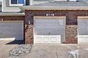 2162 Water Lilly Ln, Eagan, MN 55122 - Photo 27