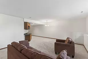 2162 Water Lilly Ln, Eagan, MN 55122 - Photo 19