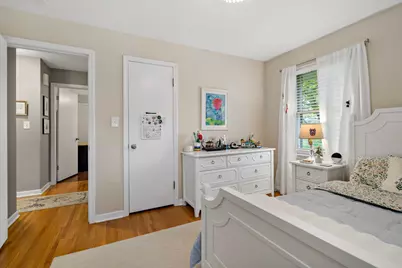 5928 Chowen Avenue S, Edina, MN 55410 - Photo 17