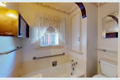 406 Giles Place, Albert Lea, MN 56007 - Photo 13