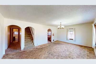 406 Giles Place, Albert Lea, MN 56007 - Photo 3