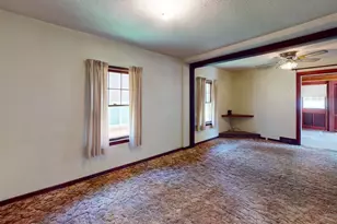 406 Giles Pl, Albert Lea, MN 56007 - Photo 11