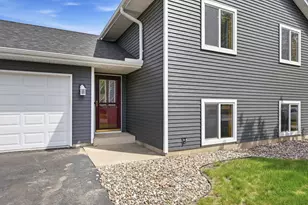 104 Century Ln, Silver Lake, MN 55381 - Photo 7