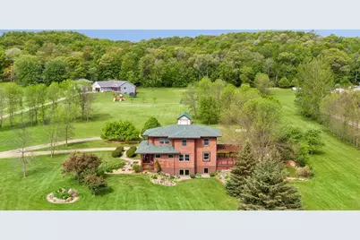 392 Old Cemetery Road, River Falls, WI 54022 - Photo 11