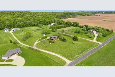392 Old Cemetery Road, River Falls, WI 54022 - Photo 5