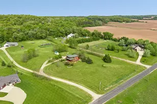 392 Old Cemetery Rd, River Falls, WI 54022 - Photo 5