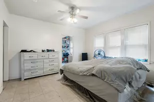 918 Queen Ave N, Minneapolis, MN 55411 - Photo 17