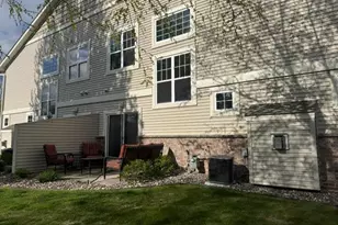 1609 Independence Dr, Northfield, MN 55057 - Photo 3