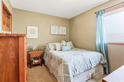 9918 Kiwi Avenue N, Brooklyn Park, MN 55443 - Photo 15