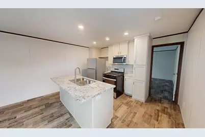 2302 Milton Avenue #Lot 28, Albert Lea, MN 56007 - Photo 3