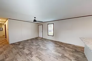 2302 Milton Ave, Albert Lea, MN 56007 - Photo 5