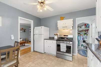 264 Haskell Street E, West Saint Paul, MN 55118 - Photo 11