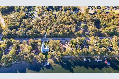 1077 S Shore Drive, Detroit Lakes, MN 56501 - Photo 7