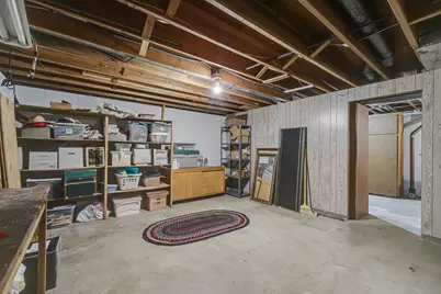1721 Rhode Island Avenue N, Golden Valley, MN 55427 - Photo 61