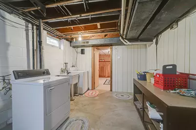 1721 Rhode Island Avenue N, Golden Valley, MN 55427 - Photo 59