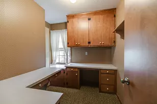 1721 Rhode Island Ave N, Golden Valley, MN 55427 - Photo 51