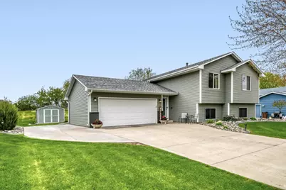 4385 Hamlet Avenue N, Oakdale, MN 55128 - Photo 1