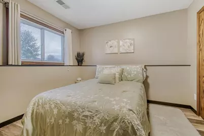 4385 Hamlet Avenue N, Oakdale, MN 55128 - Photo 19