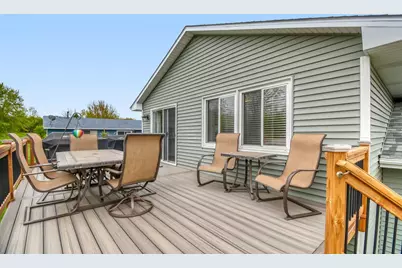 4385 Hamlet Avenue N, Oakdale, MN 55128 - Photo 25