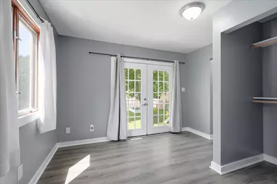 5809 Quail Avenue N, Crystal, MN 55429 - Photo 11