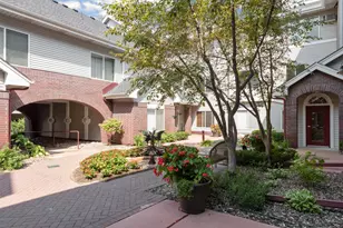 7420 Edinborough Way, Edina, MN 55435 - Photo 37