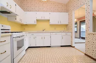 11039 Oregon Cir, Bloomington, MN 55438 - Photo 15