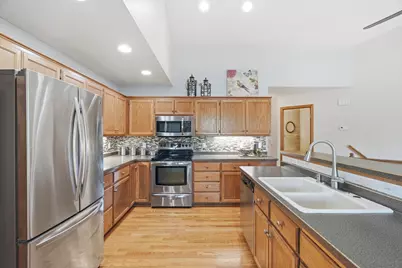 8821 Stonebrooke Court, Woodbury, MN 55125 - Photo 29