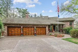 5811 Shannon Dr, Edina, MN 55439 - Photo 1
