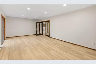 5811 Shannon Drive, Edina, MN 55439 - Photo 37