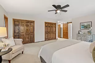 5811 Shannon Dr, Edina, MN 55439 - Photo 41