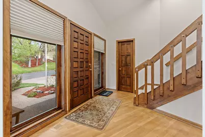 5811 Shannon Drive, Edina, MN 55439 - Photo 5