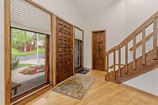 5811 Shannon Dr, Edina, MN 55439 - Photo 5
