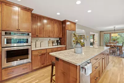 5811 Shannon Drive, Edina, MN 55439 - Photo 17