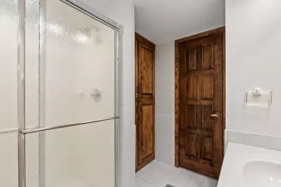 5811 Shannon Drive, Edina, MN 55439 - Photo 75