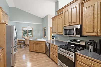 11 Moon Circle, Saint Cloud, MN 56301 - Photo 9