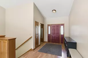 11 Moon Cir, Saint Cloud, MN 56301 - Photo 5