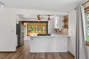 1612 Goodview Ave N, Oakdale, MN 55128 - Photo 9