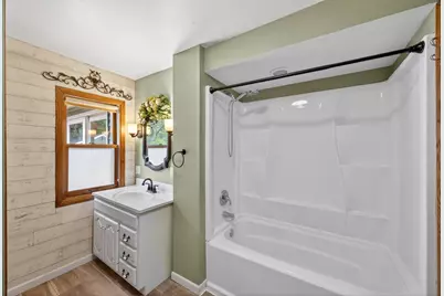 1612 Goodview Avenue N, Oakdale, MN 55128 - Photo 19
